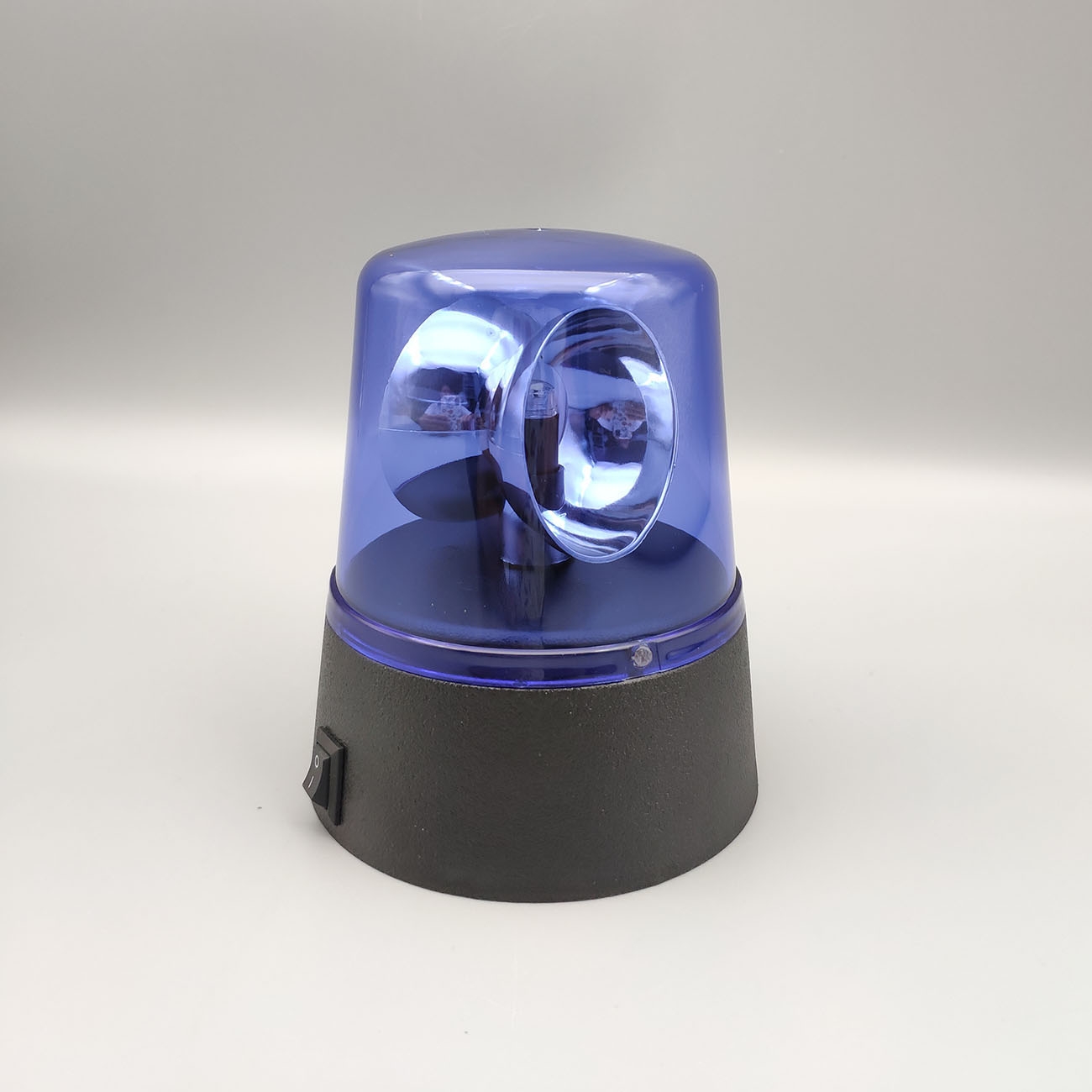 Настольная лампа Escada Nadir 688/L LED