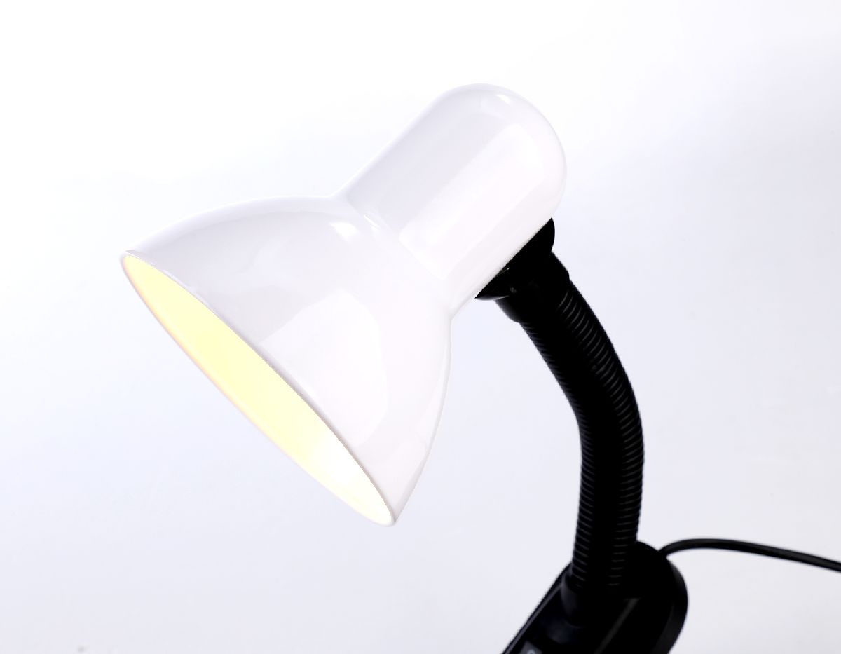 Настольная лампа Ambrella Light Desk DE7707