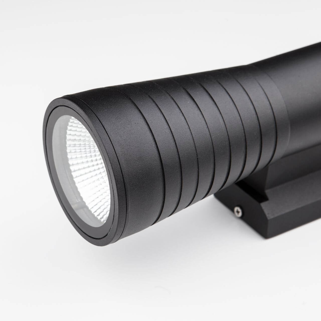Настенный светильник Elektrostandard 1502 TECHNO LED TUBE DOBLE черный 4690389138621