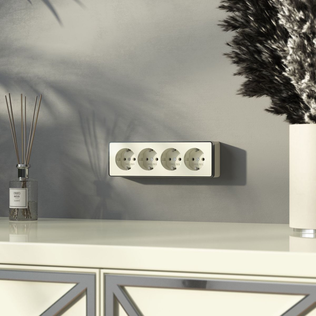 Розетка четверная с заземлением и шторками Werkel Gallant (слоновая кость) W5072204 4690389217999 a071253