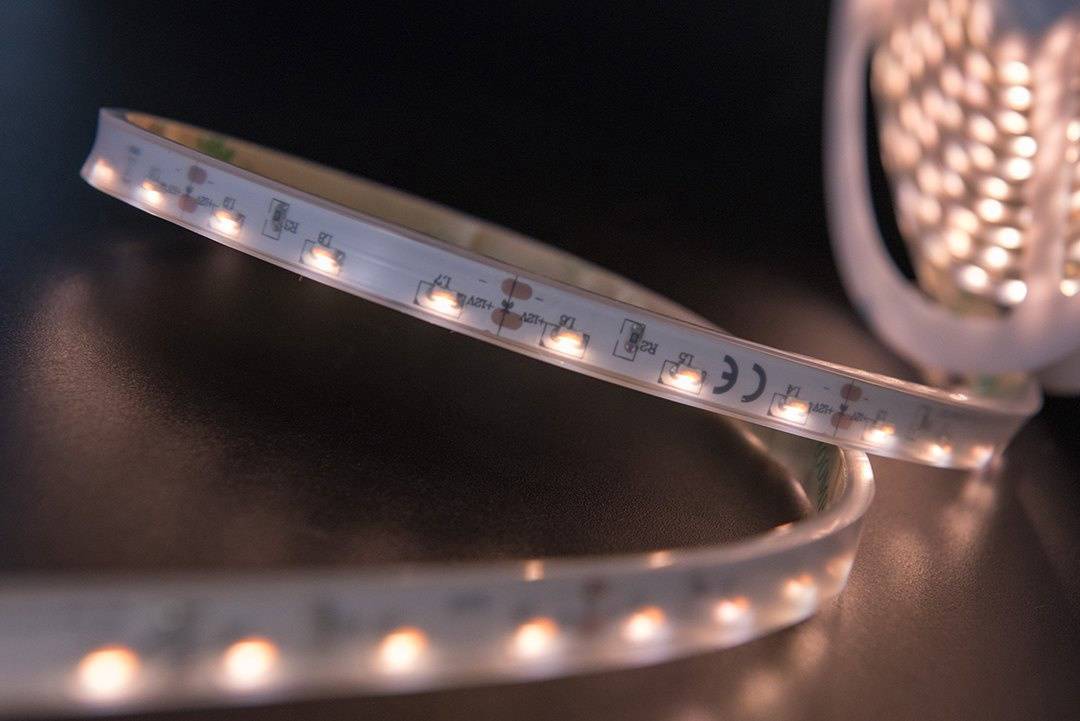 Светодиодная лента SWG SWG31560-12-4.8-WW-67 002202