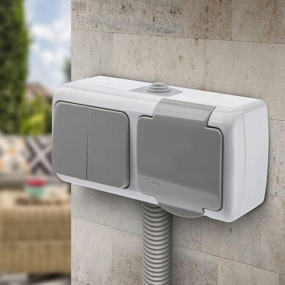 Блок розетка с выключателем Эра Intro Atlantic 5-702-03 двойным 2P+E открытой установки Б0050948