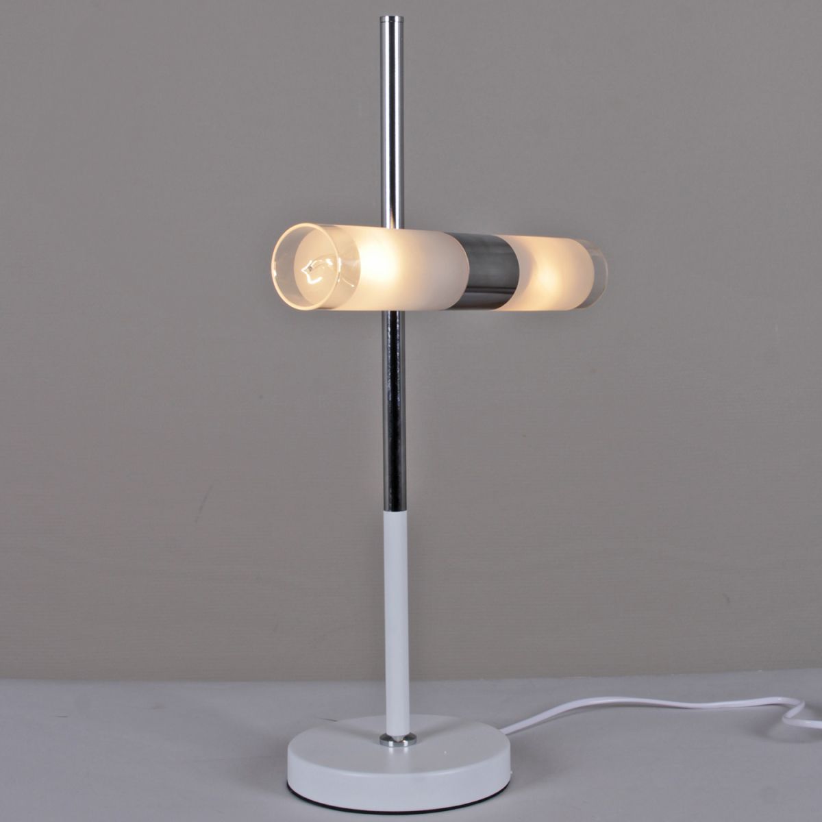 Настольная лампа Reluce 48747-0.7-02