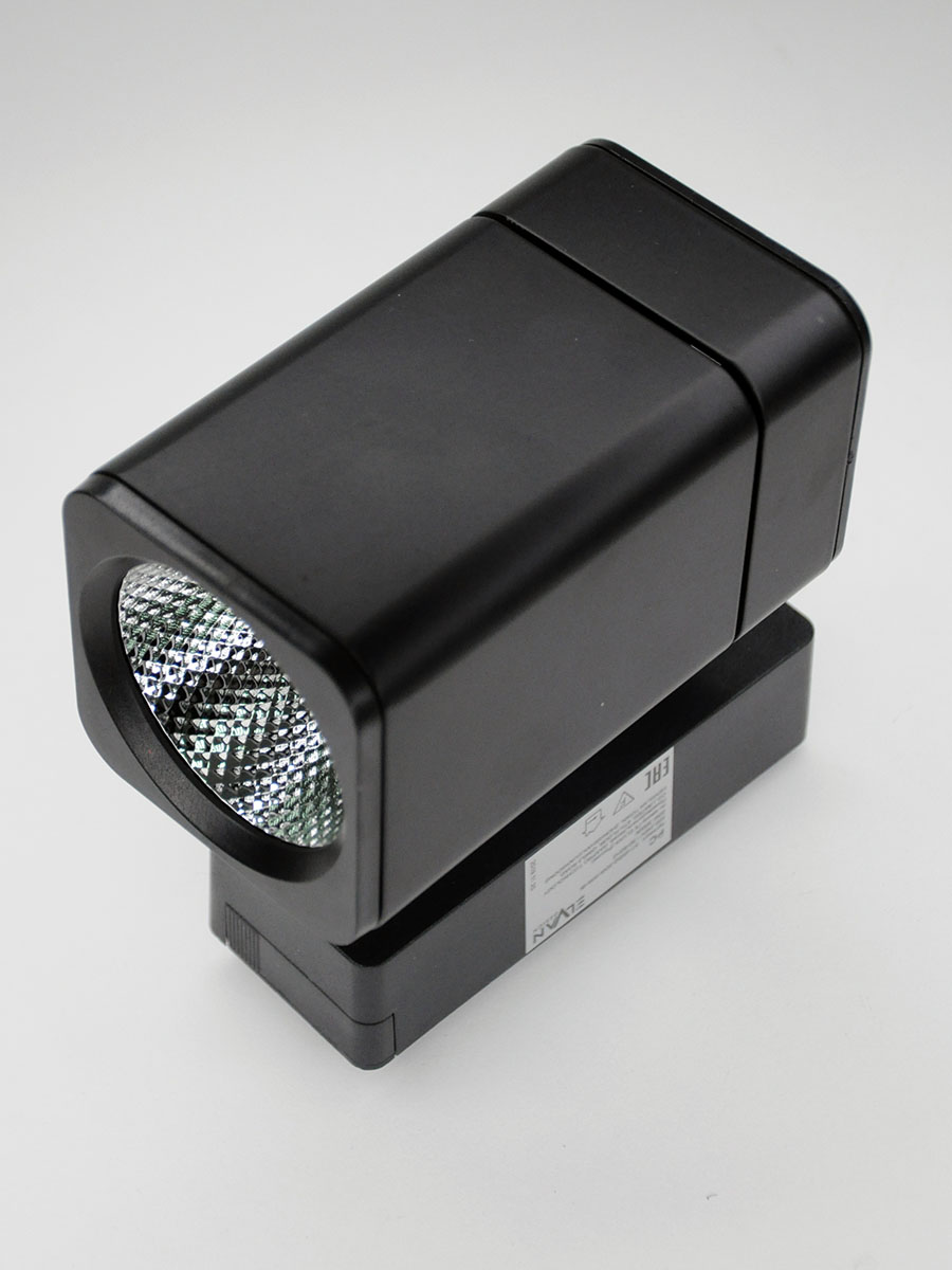Трековый светильник Elvan ST-05SQ-20W-WW-Bl