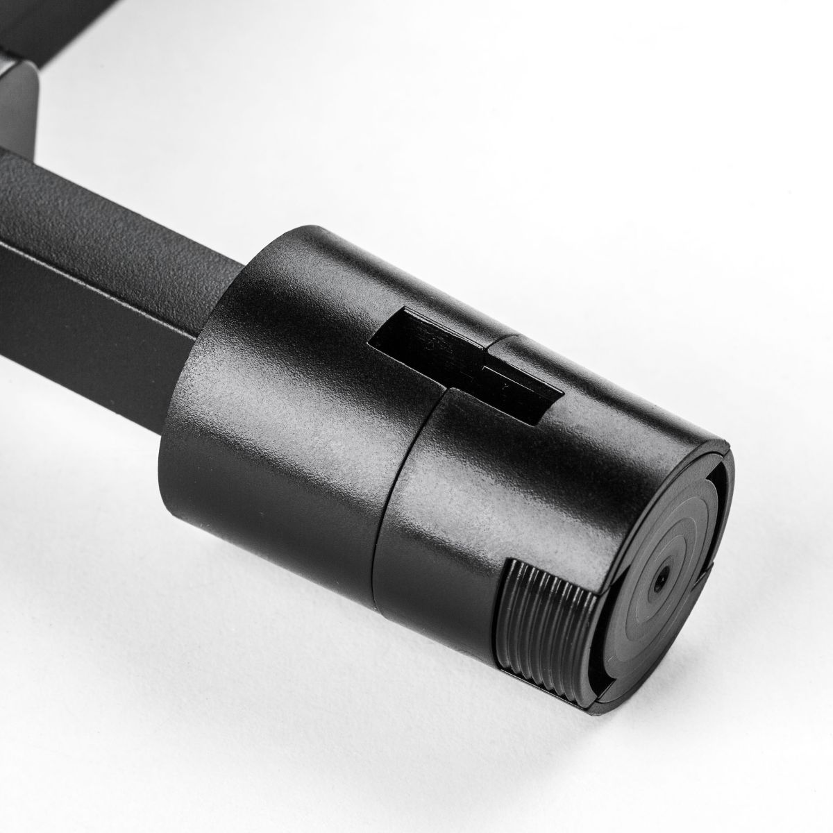 Трековый однофазный светильник Lightstar Due Hermes 270047