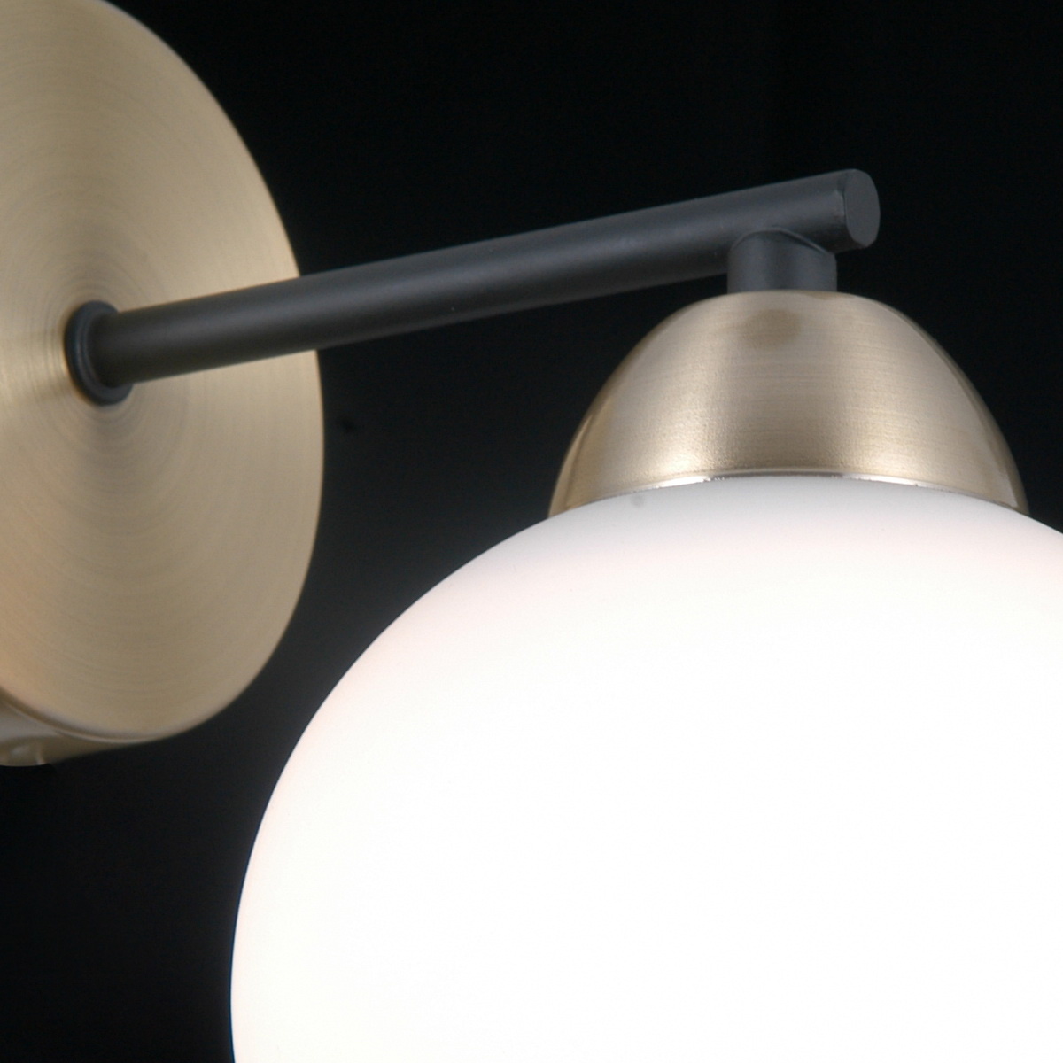 Бра Illumico IL0440-1WSQ-79 AB BK