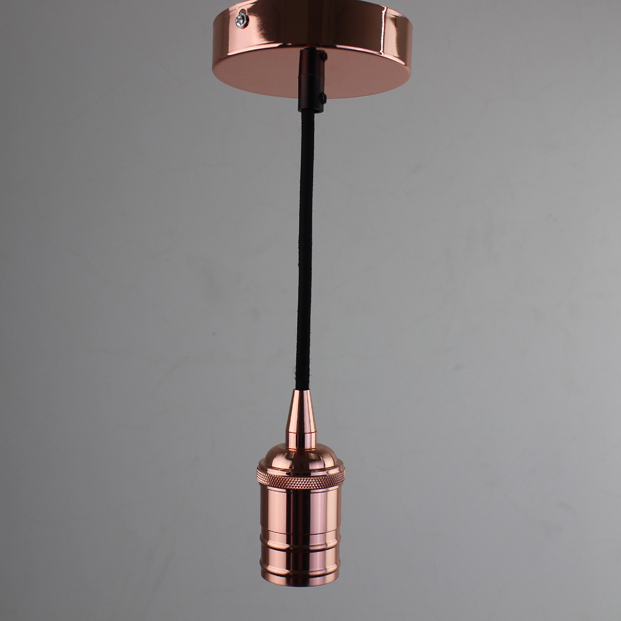 Ретро патрон с подвесом E27 Золото Sun Lumen 056-663